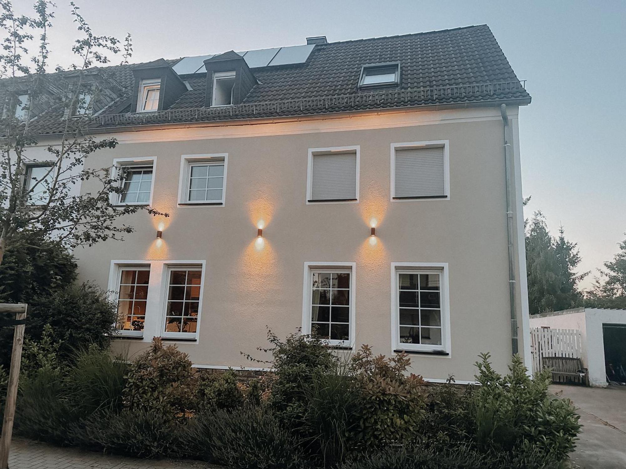 Stilvolles Gaestezimmer Mit Bad In Mechernich-Zentrum Екстериор снимка